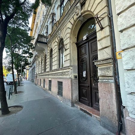 Fanni'S Cosy Home Express Apartment In The City Centre Budapesta Exterior foto