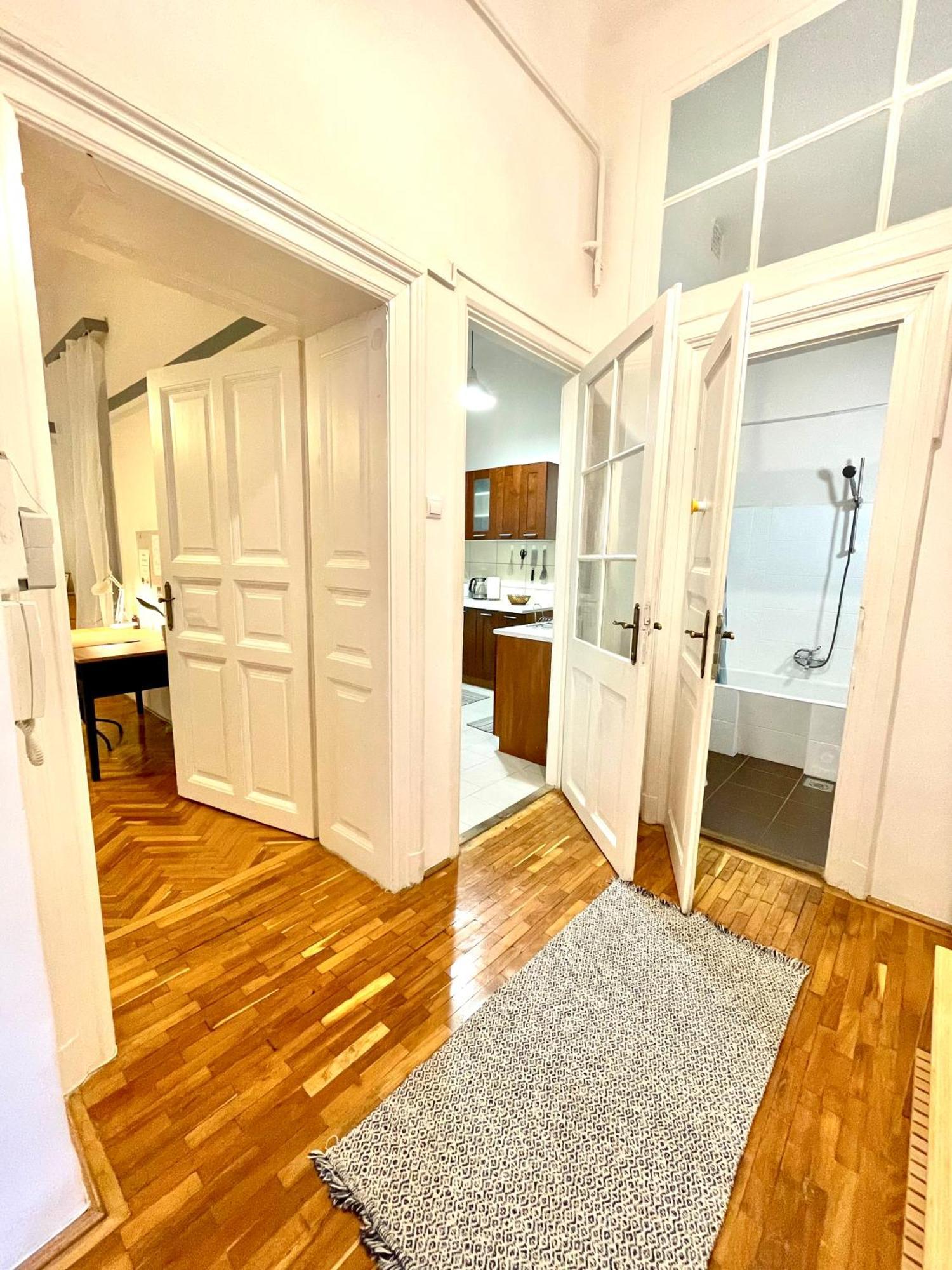 Fanni'S Cosy Home Express Apartment In The City Centre Budapesta Exterior foto