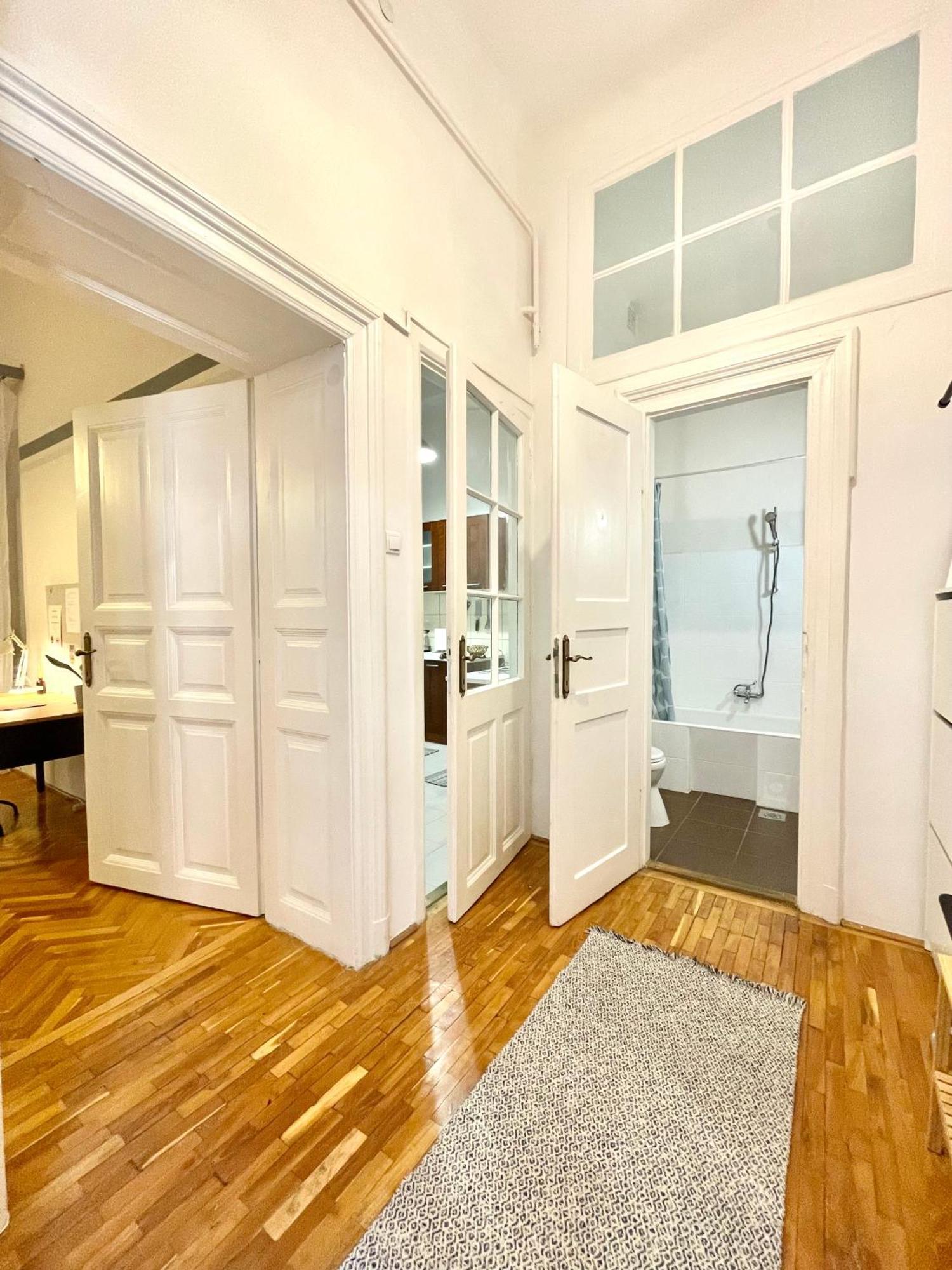 Fanni'S Cosy Home Express Apartment In The City Centre Budapesta Exterior foto